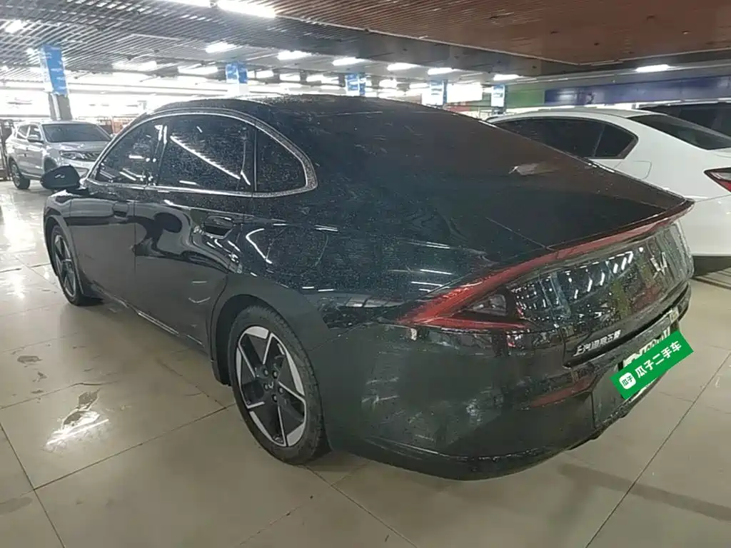 Wuling Starlight 2024
