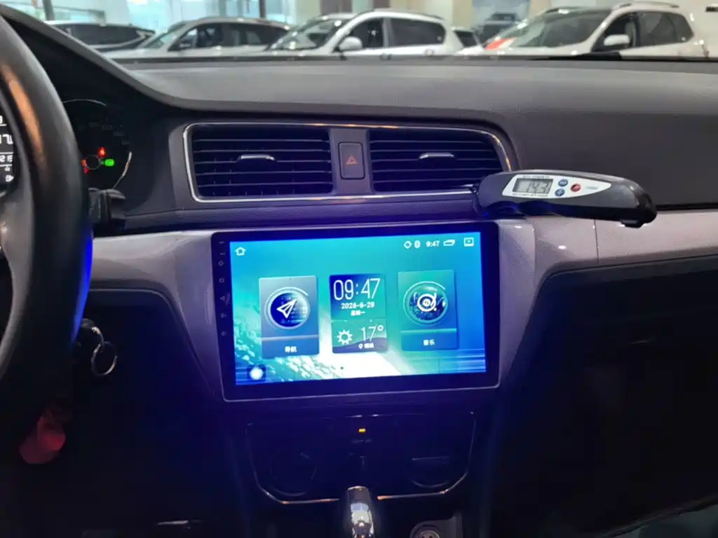 Volkswagen Gran Lavida 2017 — фото 13