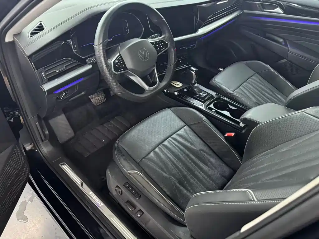 Volkswagen Passat 2023