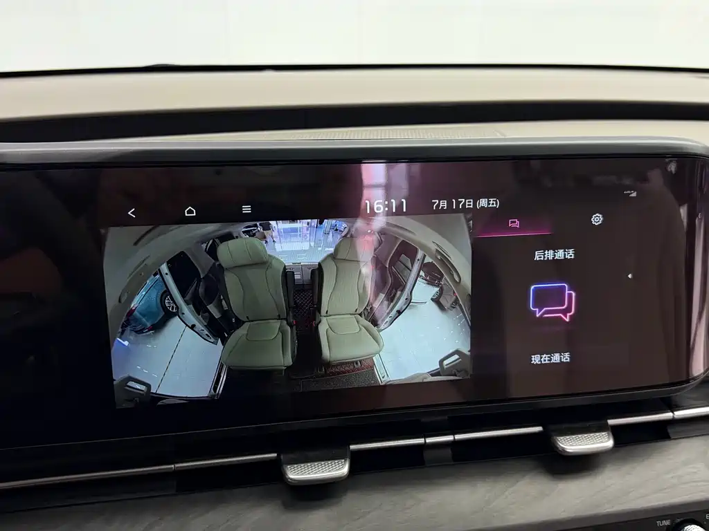 Kia Carnival 2022 — фото 14