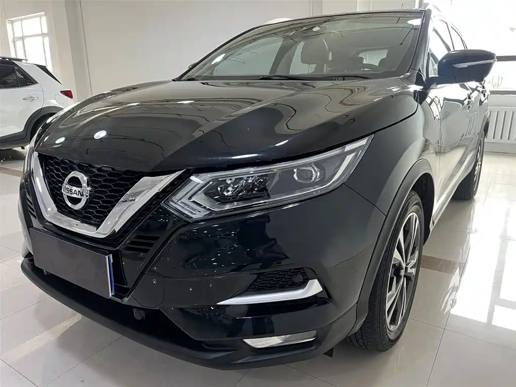 Nissan Qashqai 2021 — фото 1