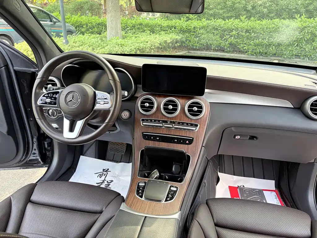 Mercedes-Benz GLC 2019 — фото 14