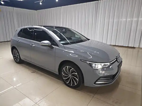 Volkswagen Golf 2022