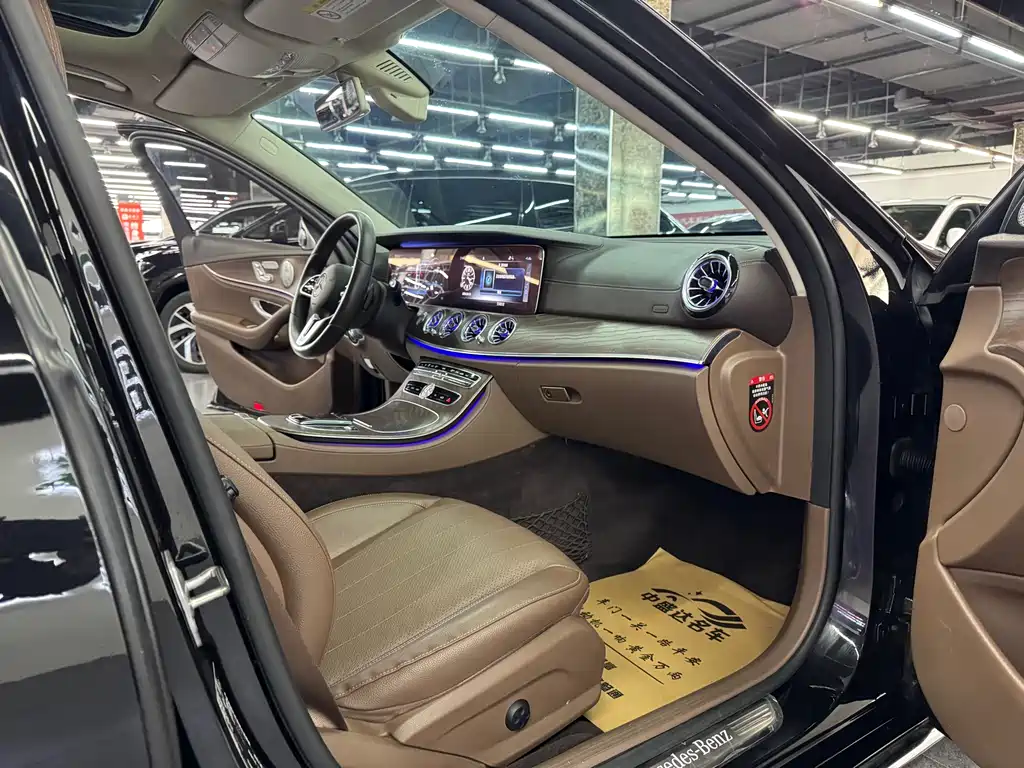 Mercedes-Benz E-Class 2020 — фото 9