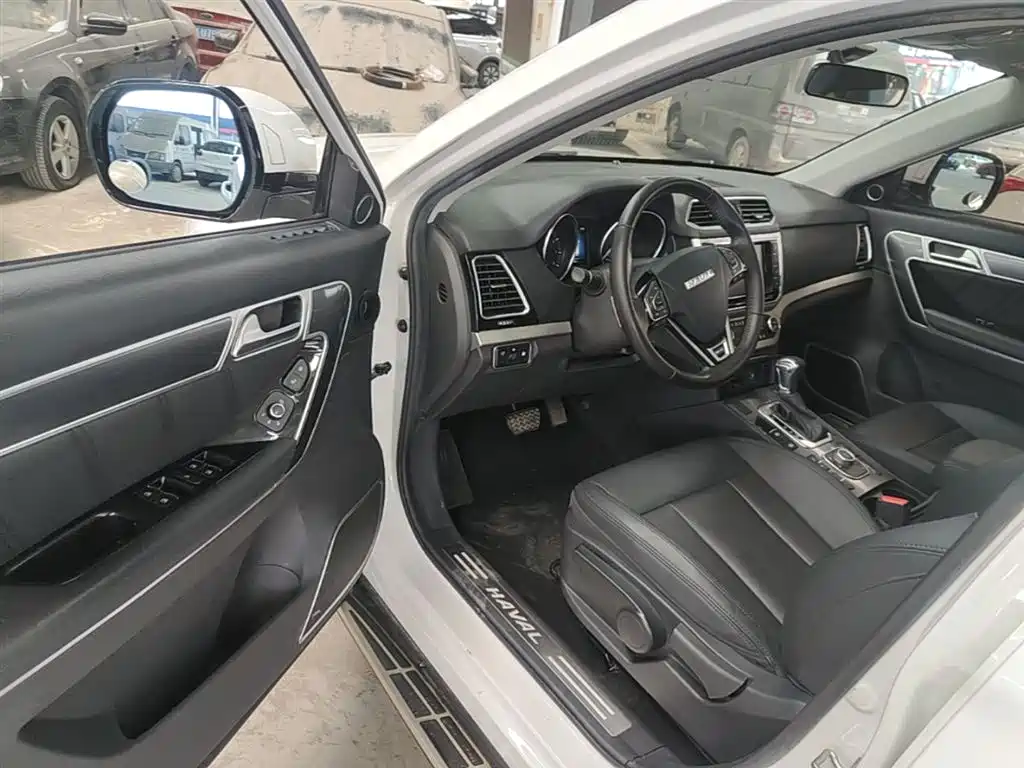Haval H6 Coupe 2016 — фото 16