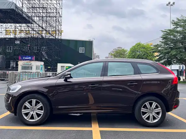 Volvo XC60 2017