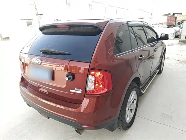 Ford Edge 2012