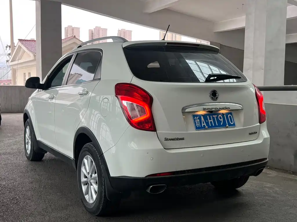 SsangYong Korando 2015 — фото 6