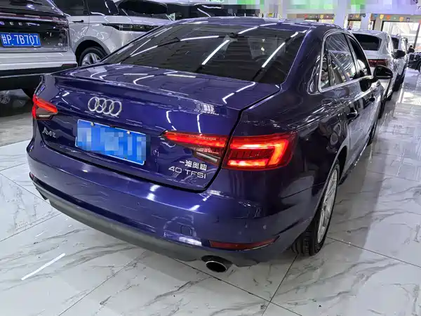 Audi A4L 2017