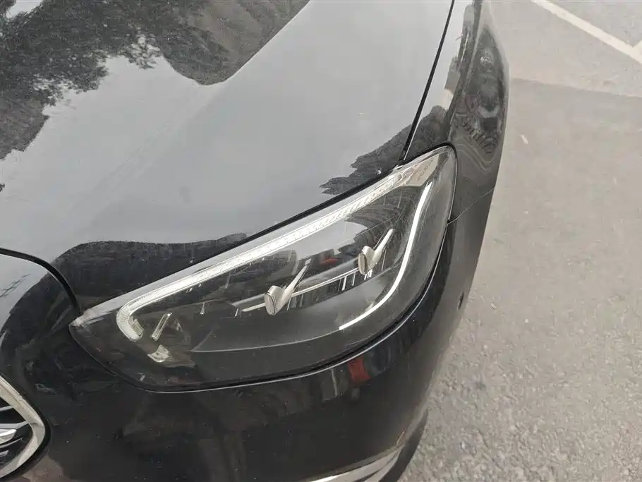 Mercedes-Benz E-Class 2023