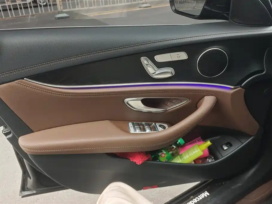 Mercedes-Benz E-Class 2023