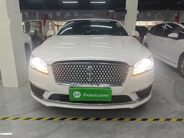 Lincoln MKZ 2020