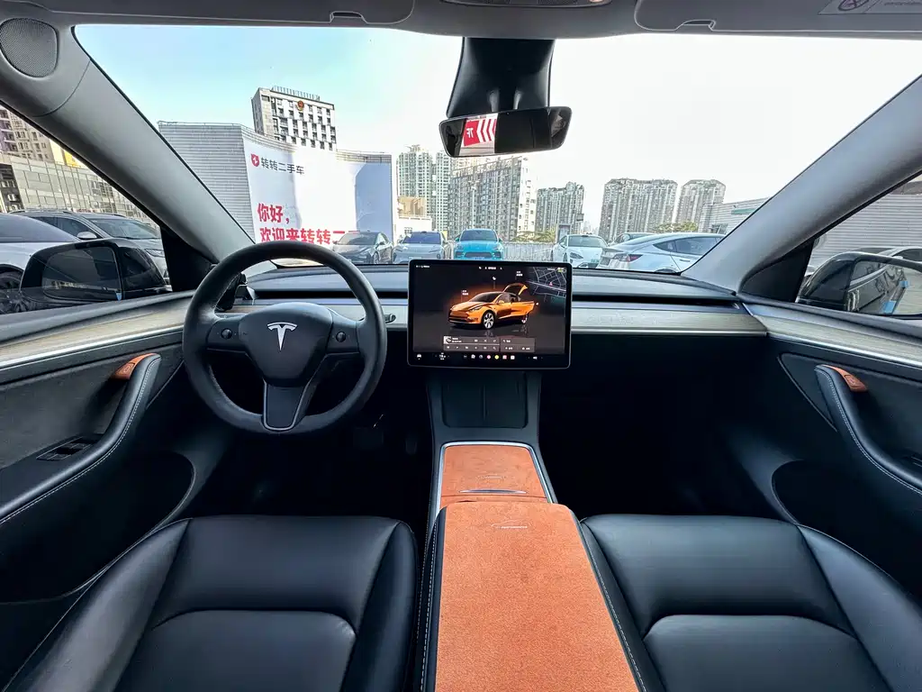 Tesla Model Y 2023 — фото 15