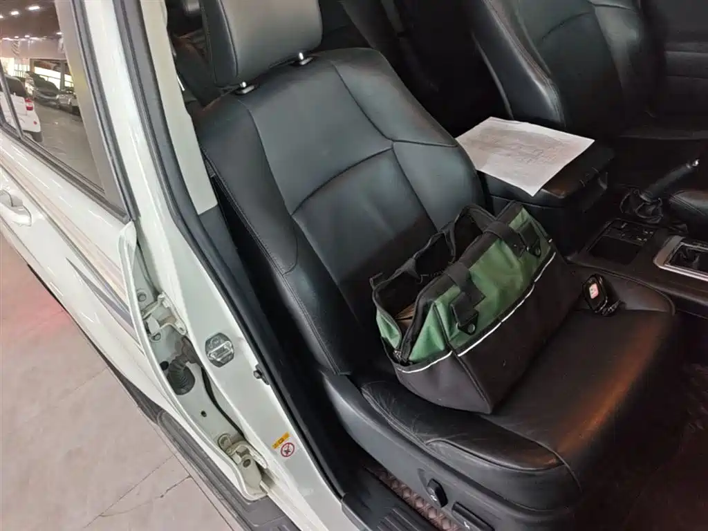Toyota Prado 2017 — фото 25
