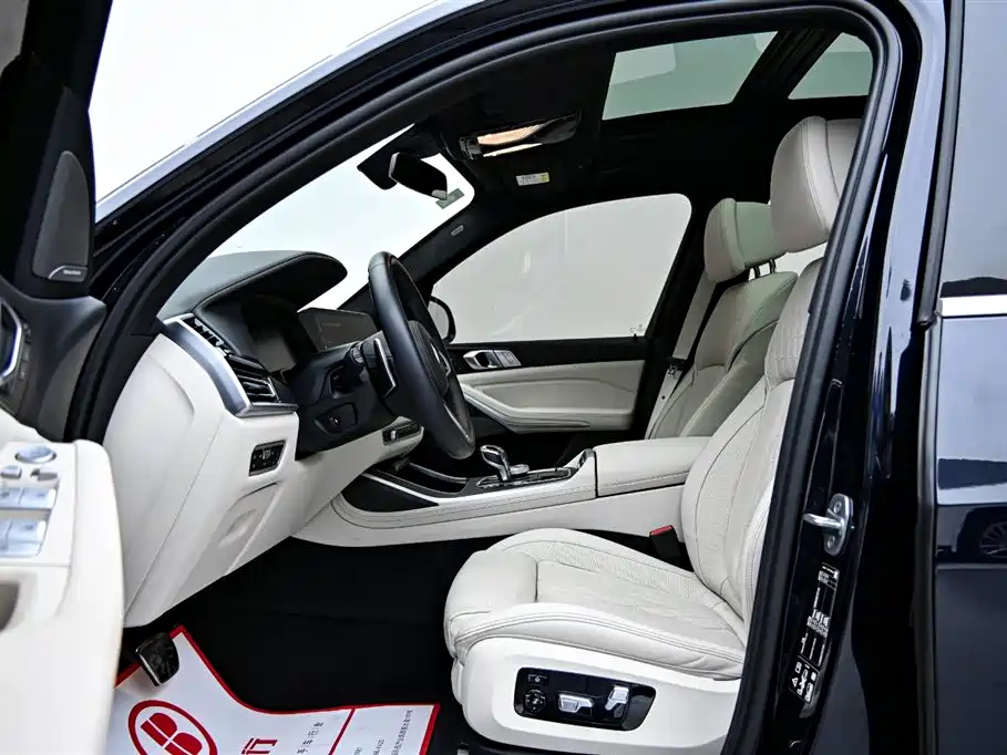 BMW X7 2022 — фото 11