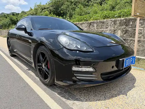 Porsche Panamera 2011