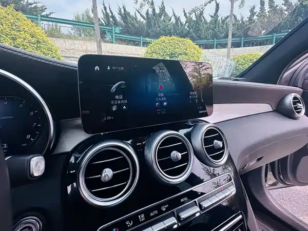 Mercedes-Benz GLC 2020