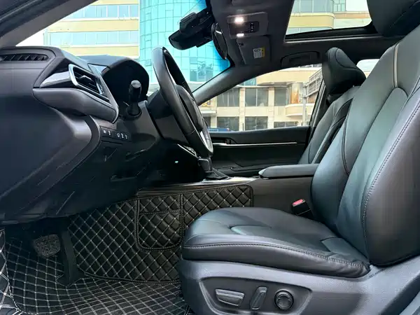 Toyota Camry 2019