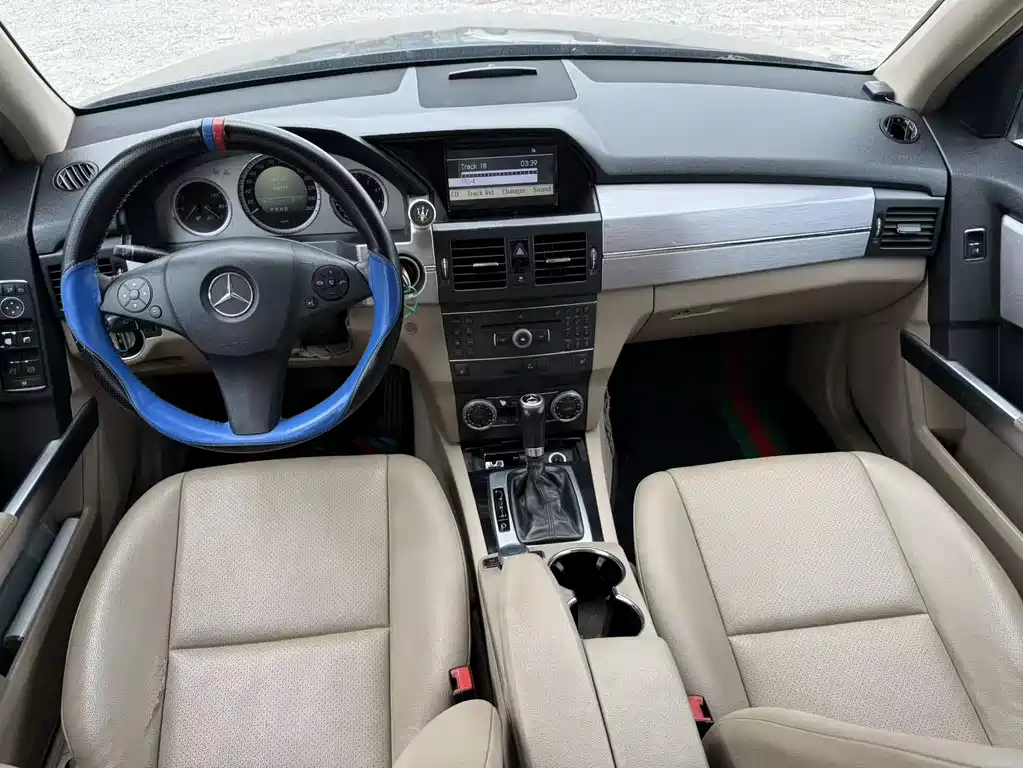 Mercedes-Benz GLK-Class 2012