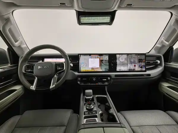 BAIC BJ40 Extended Range 2025