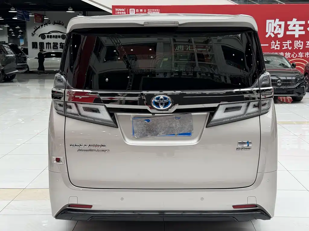 Toyota Vellfire 2019 — фото 26