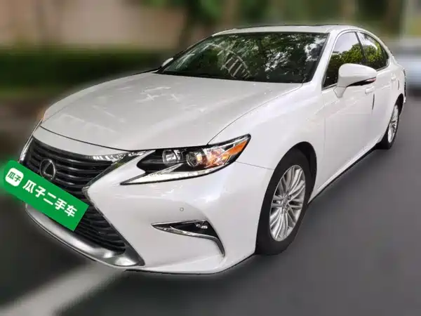 Lexus ES 2015
