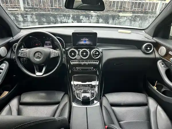 Mercedes-Benz GLC 2019