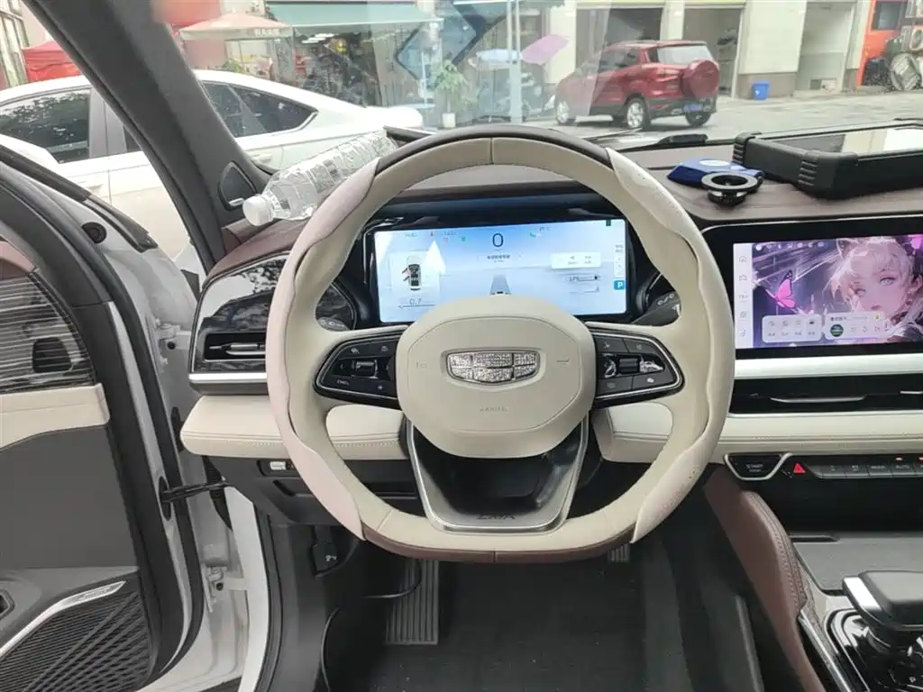 Geely Xingyue L 2023 — фото 11
