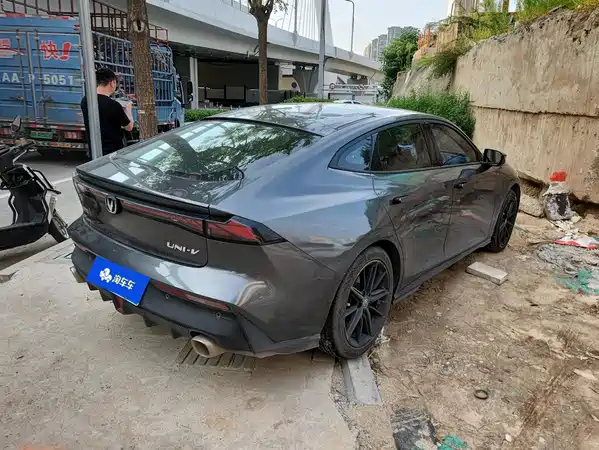 Changan UNI-V 2023