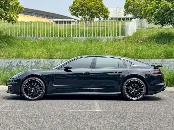 Porsche Panamera 2017