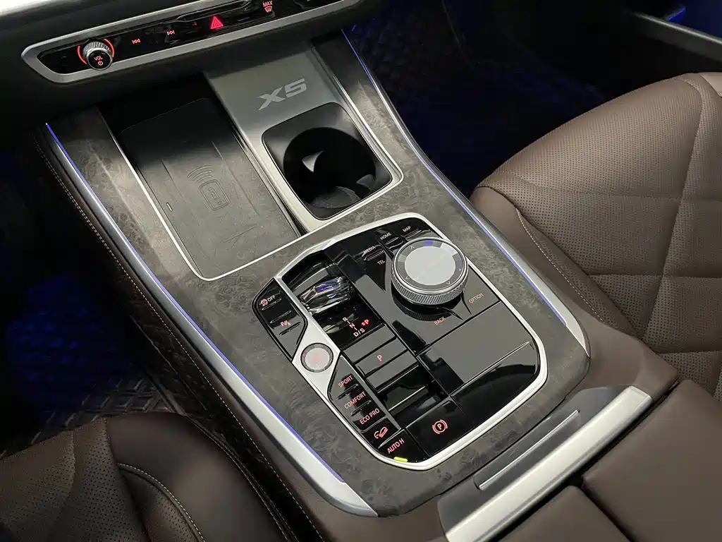 BMW X5 2024 — фото 19