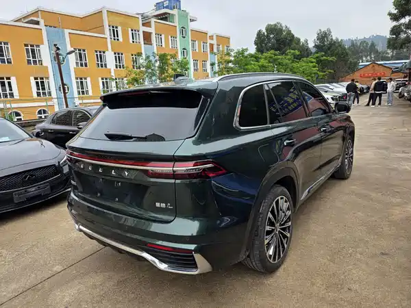 Geely Xingyue L 2025