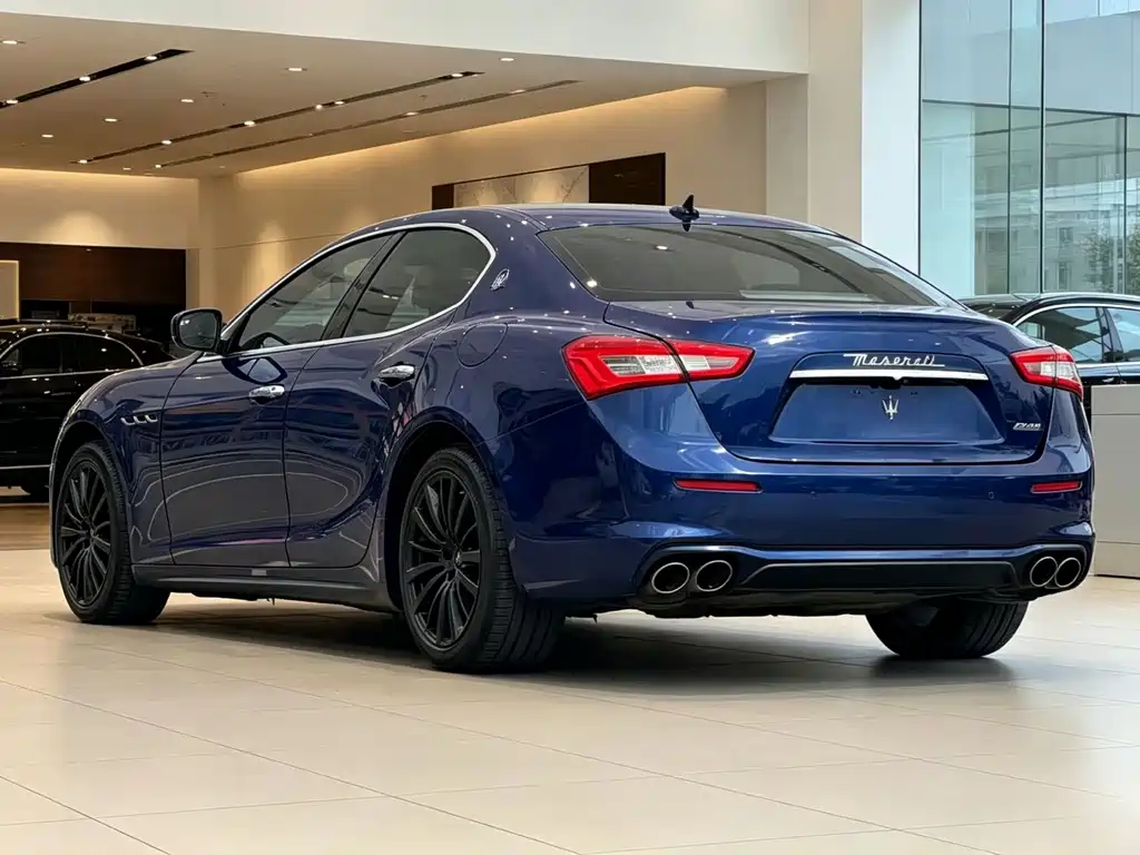 Maserati Ghibli 2020 — фото 6