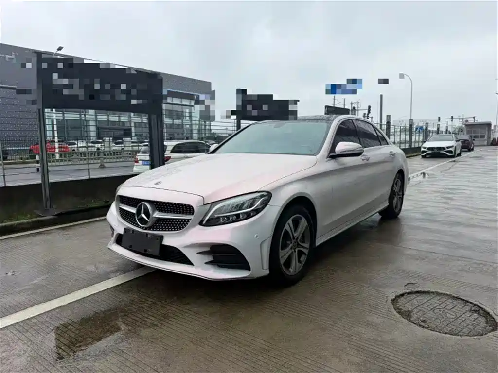 Mercedes-Benz C-Class 2020