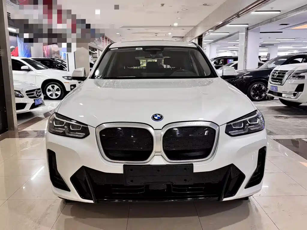 BMW iX3 2023 — фото 2