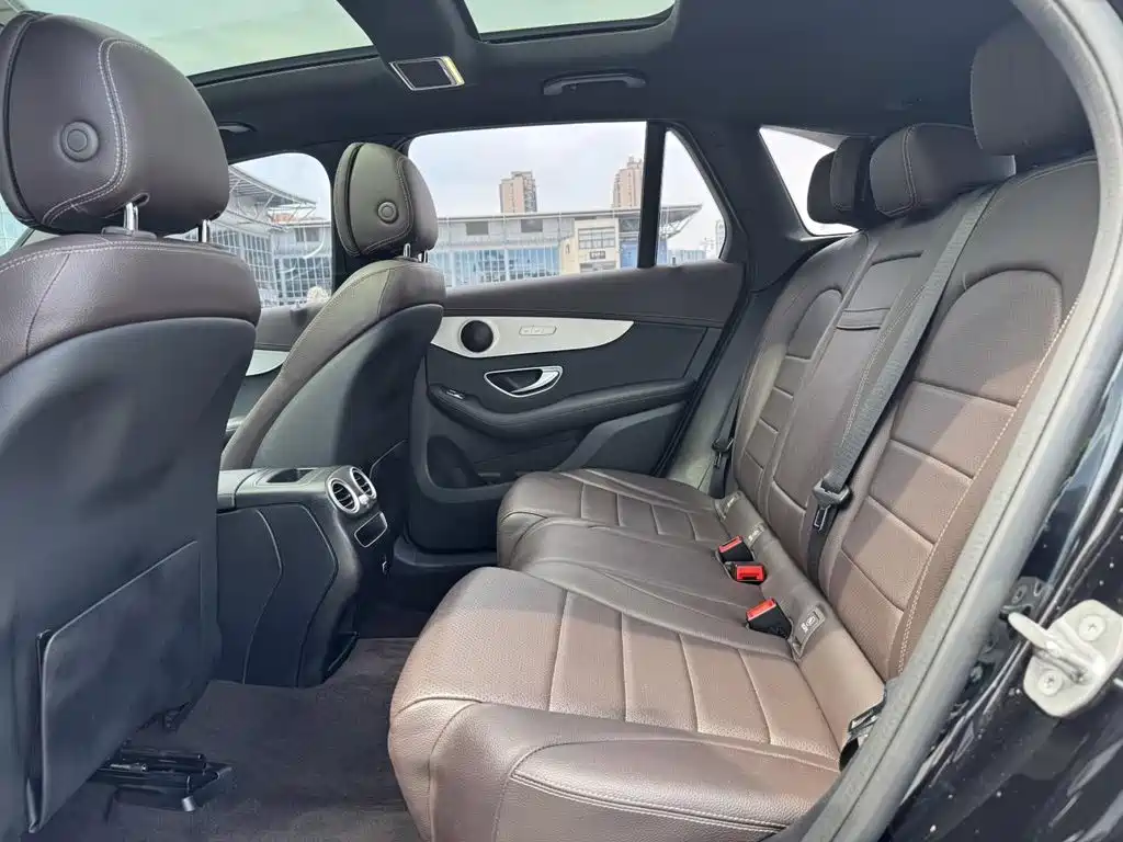 Mercedes-Benz GLC 2020 — фото 14