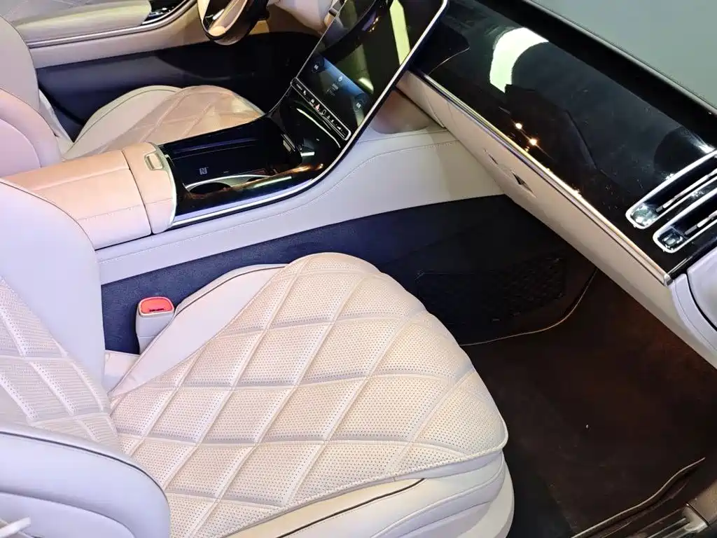 Mercedes-Benz Maybach S-Class 2023