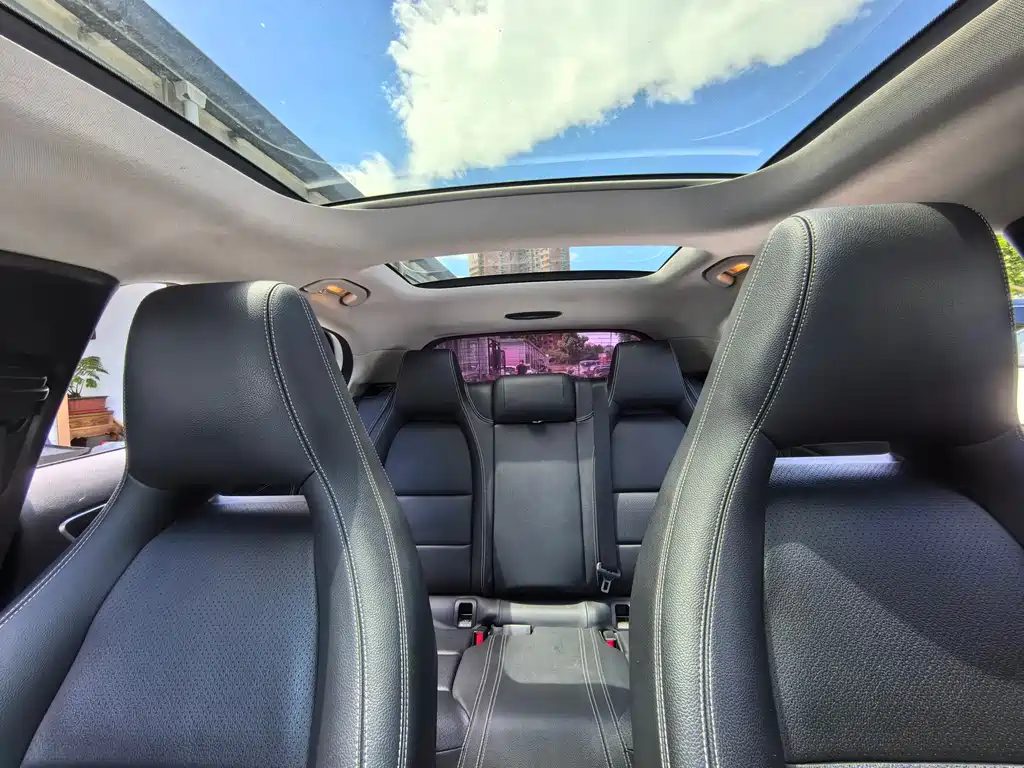 Mercedes-Benz GLA 2015 — фото 15