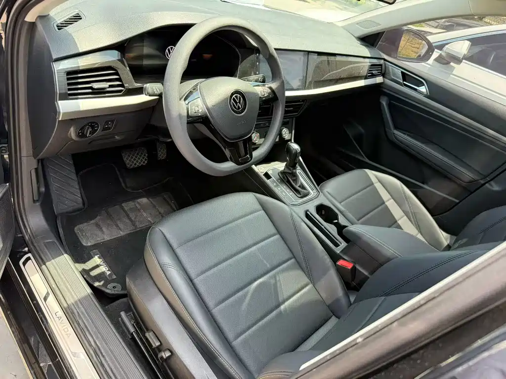 Volkswagen Lavida 2022