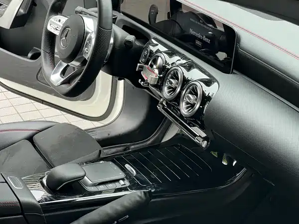 Mercedes-Benz CLA 2020
