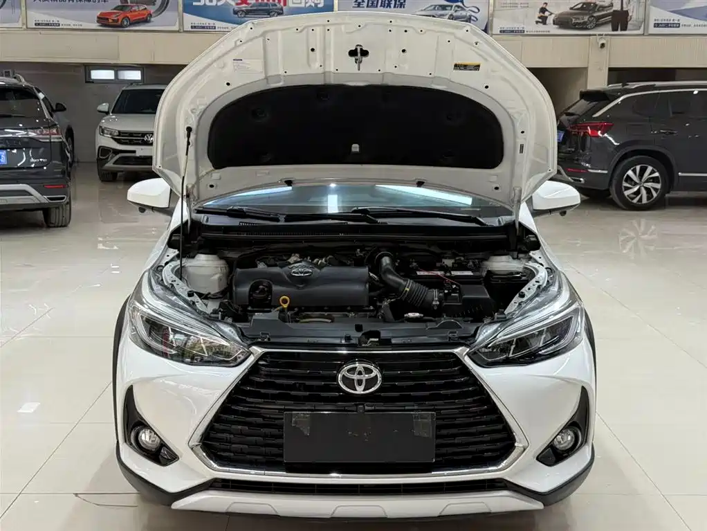 Toyota Yaris L 2022