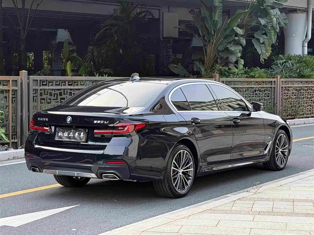 BMW 5 Series 2023