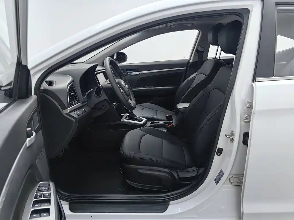 Hyundai Celesta 2017 — фото 10