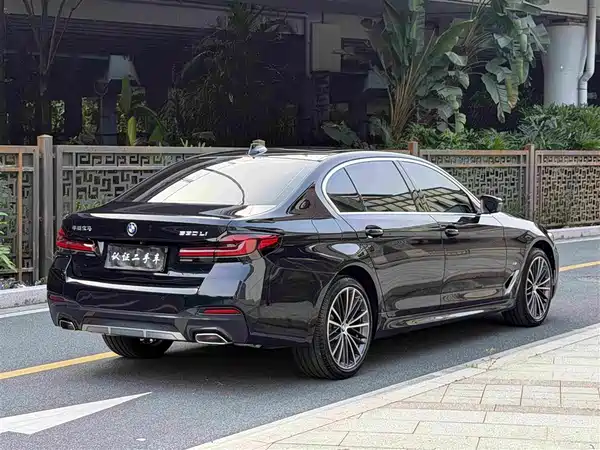 BMW 5 Series 2023