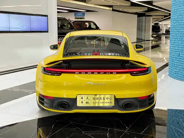 Porsche 911 2021