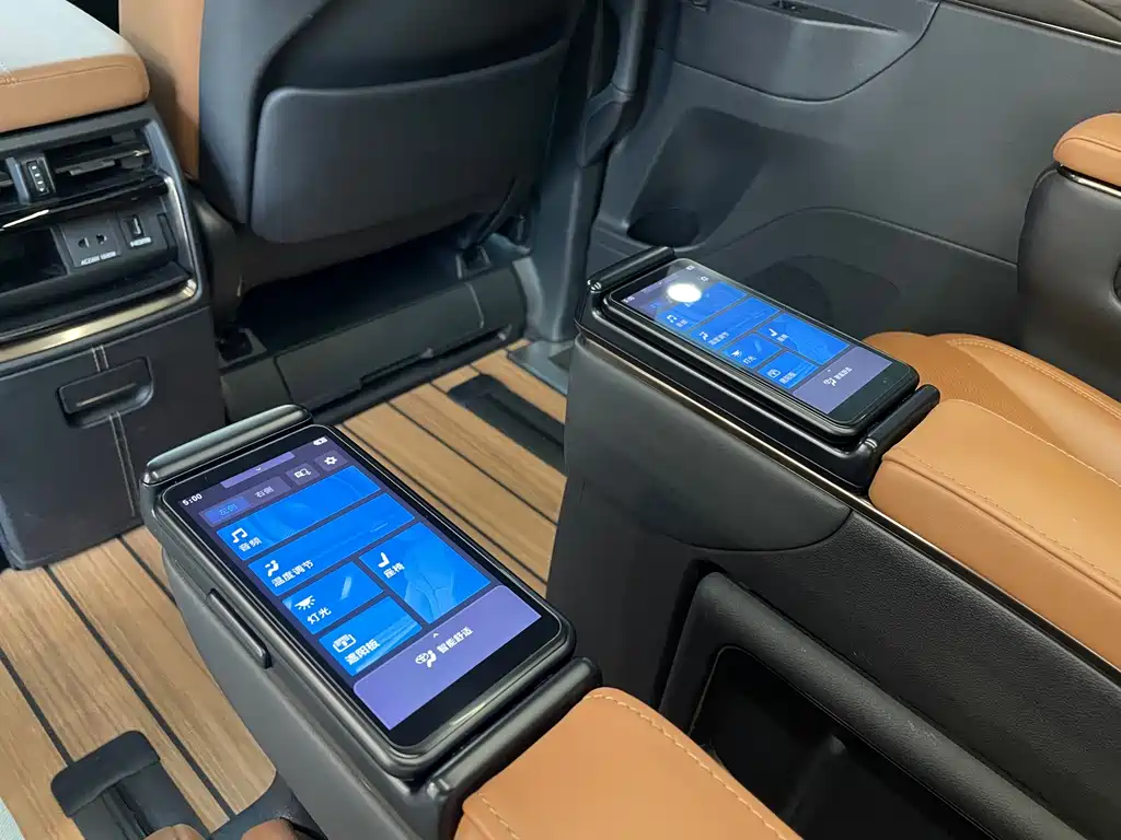 Toyota Vellfire 2024 — фото 16