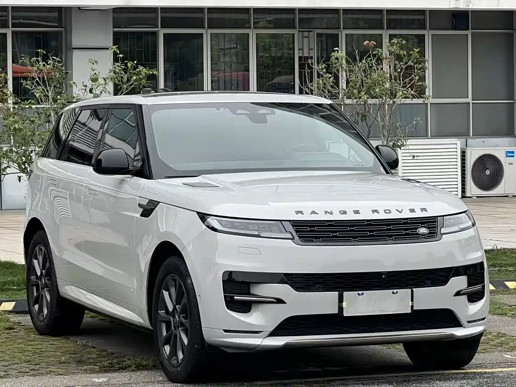 Land Rover Sport 2023 — фото 3
