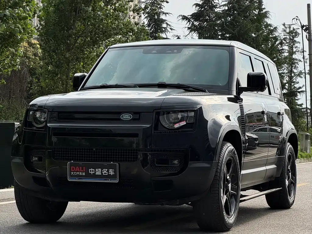 Land Rover Defender 2020