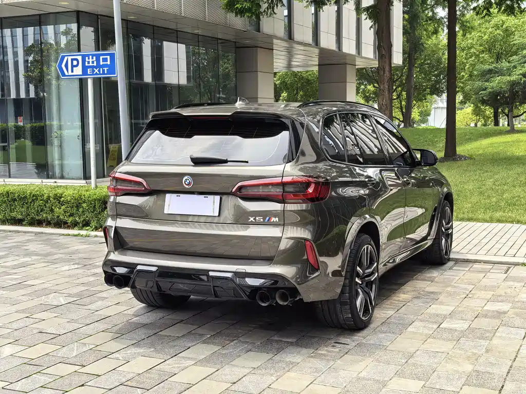 BMW X5 M 2023 — фото 50
