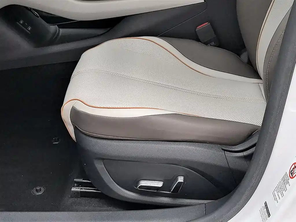 BYD Qin PLUS 2023 — фото 20